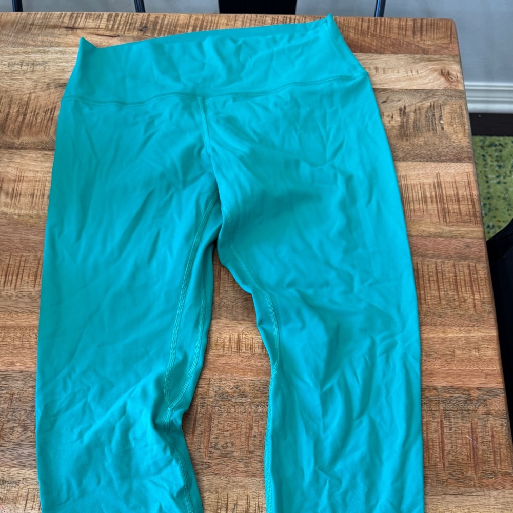 Lululemon Teal High-Waisted Ankle Leggings